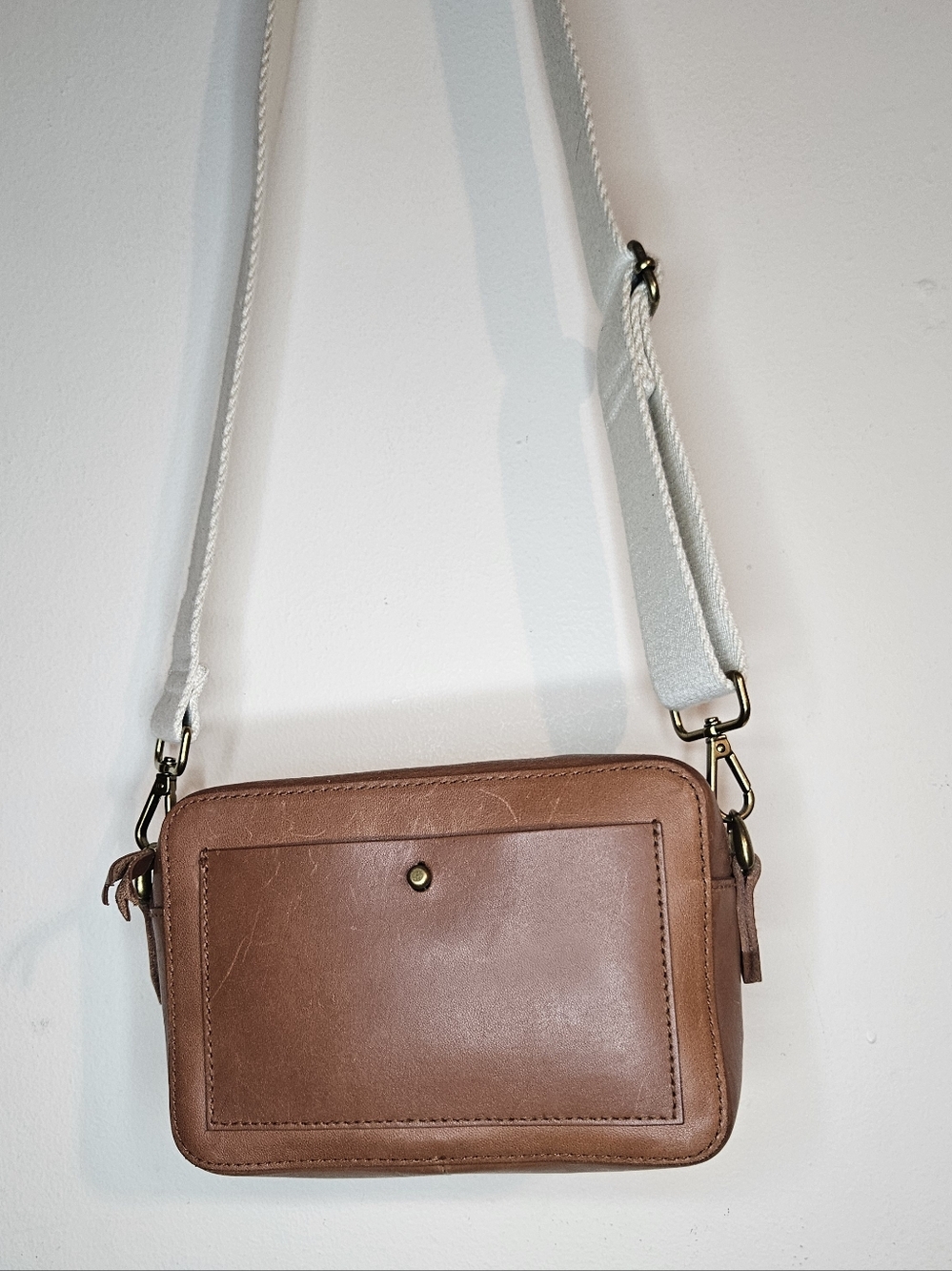 Madewell The Transport Camera Bag - Picture 4 of 14